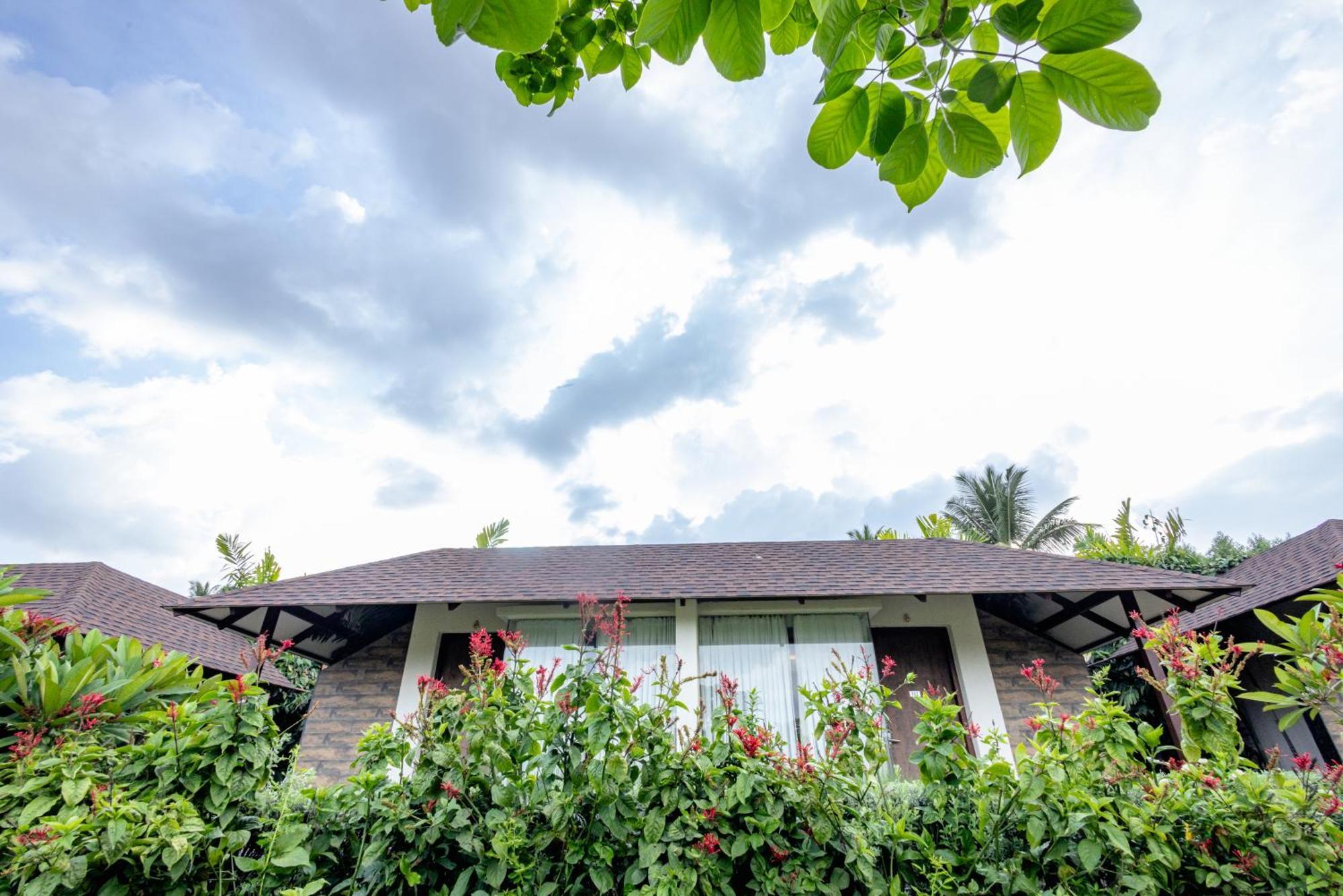 Veerdency Luxury Resort Devanahalli Luaran gambar